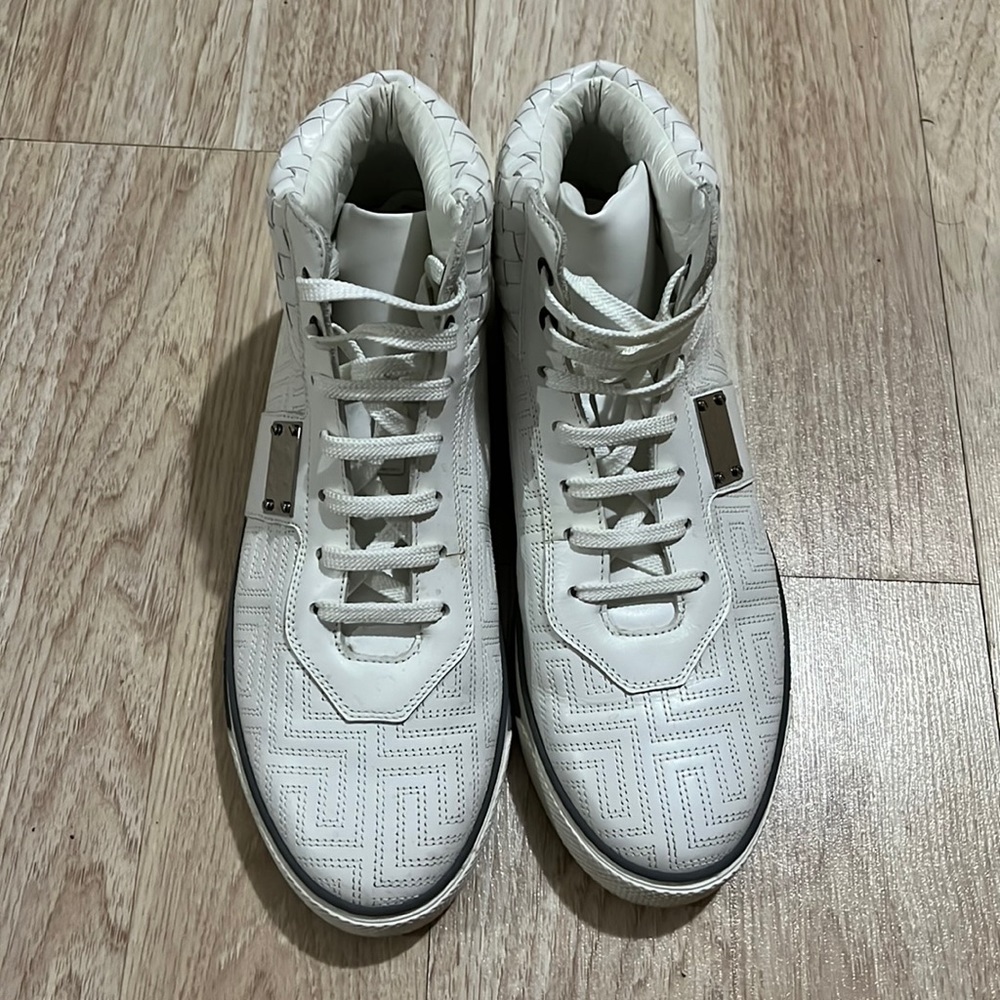 Versace Sneakers - Picture 2 of 6